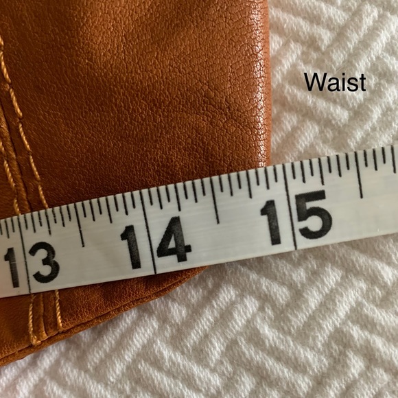 BCBG cropped leather jacket - Picture 8 of 10